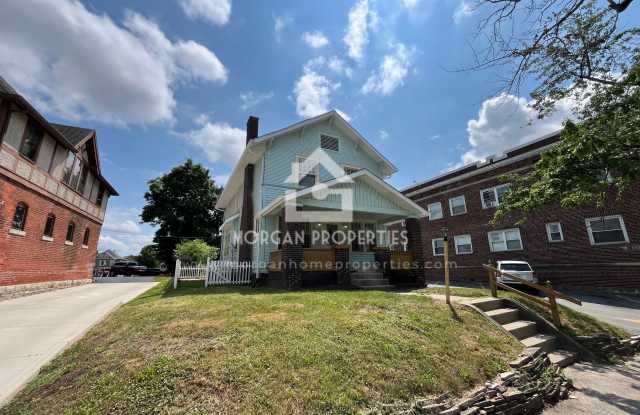 1225 West Walnut Street