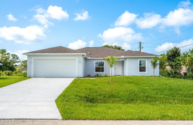 456 Almansa Street - 456 Almansa Street Northeast, Palm Bay, FL 32907