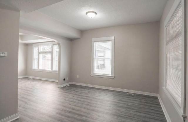 Photo of 1606 Concordia Avenue