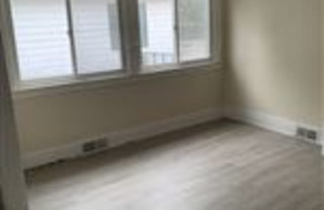 1813 Delaware Street