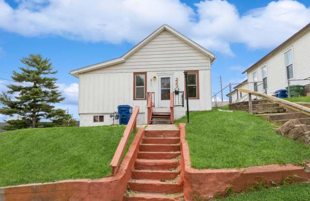 Photo of 223 16th Place