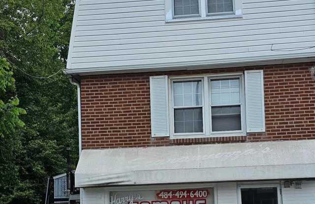 435 N SPRINGFIELD ROAD