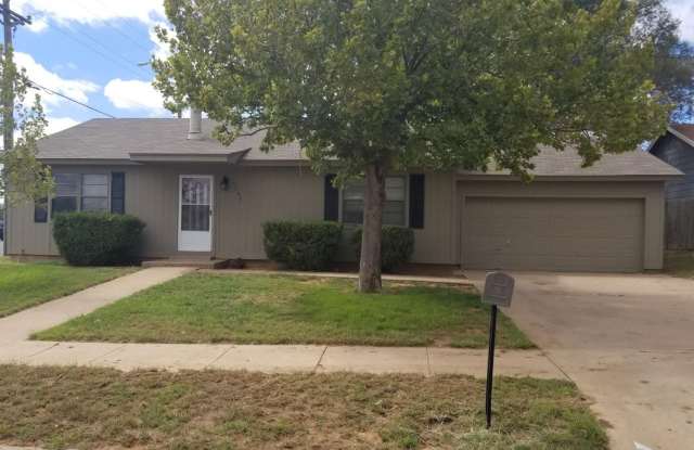 9708 Detroit Avenue - 9708 Detroit Avenue, Lubbock, TX 79423