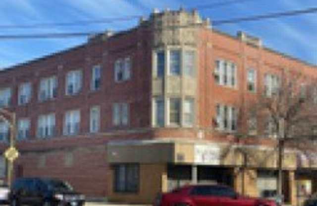 Photo of 7453 S Vernon Avenue unit: 3