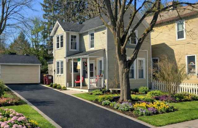 17 Van Dorn Street