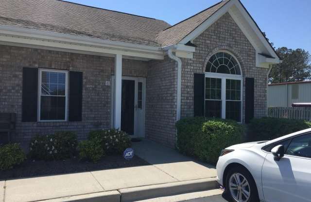 Photo of 4917 Dreamweaver Court unit: 6