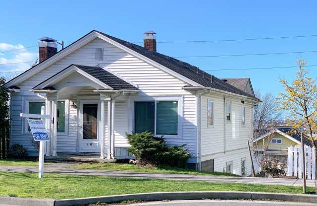 Photo of 1111/1113/1115 N Garden St