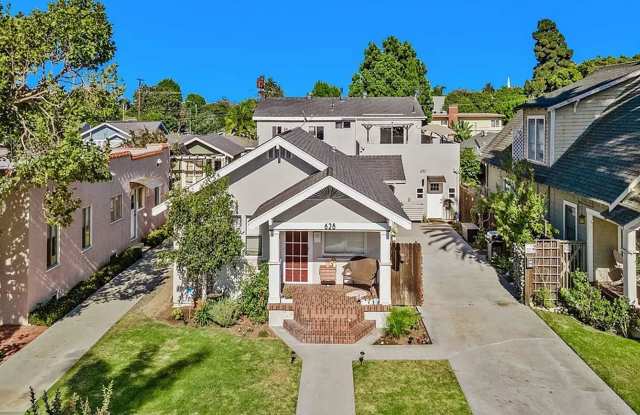 2BD/1BA Apartment in Belmont Heights