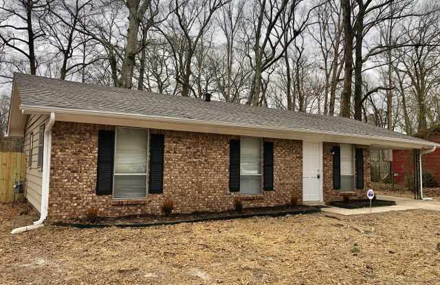 11301 Donnie Dr