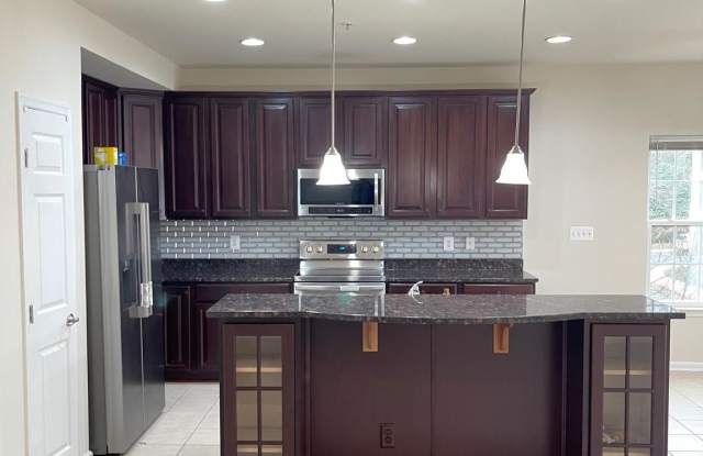 7287 ELKRIDGE CROSSING Way