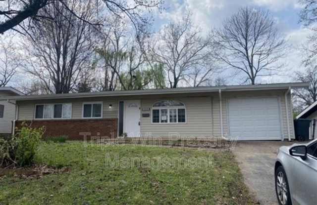 Photo of 2460 Saint Catherine Street