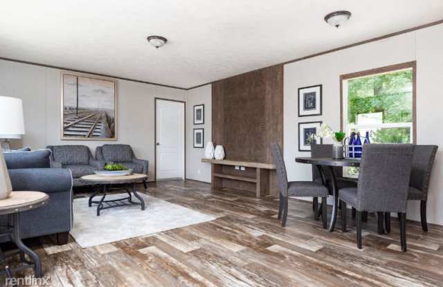 100 Westwood Cir 3x2N