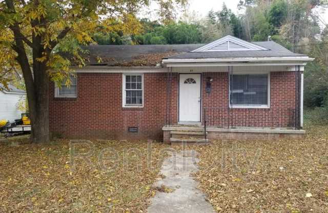 61 Locust Ln
