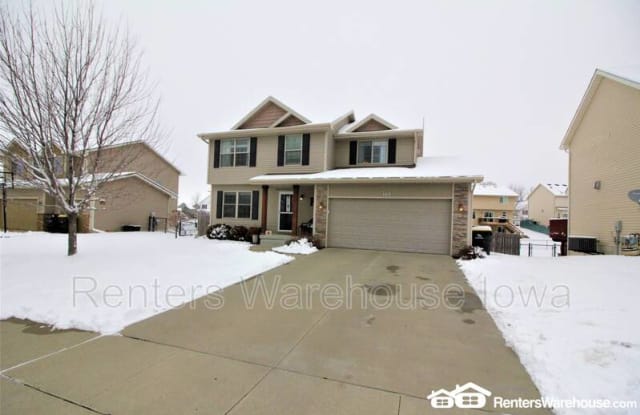 165 SE Pleasant View Dr - 165 Southeast Pleasant View Drive, Waukee, IA 50263