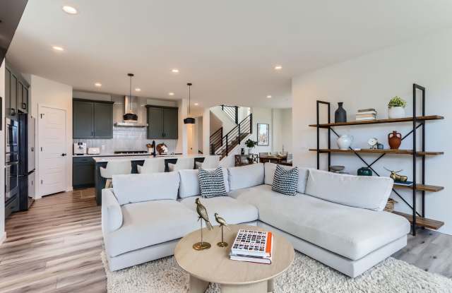Stylish 4BDR Home with Office in Louisville