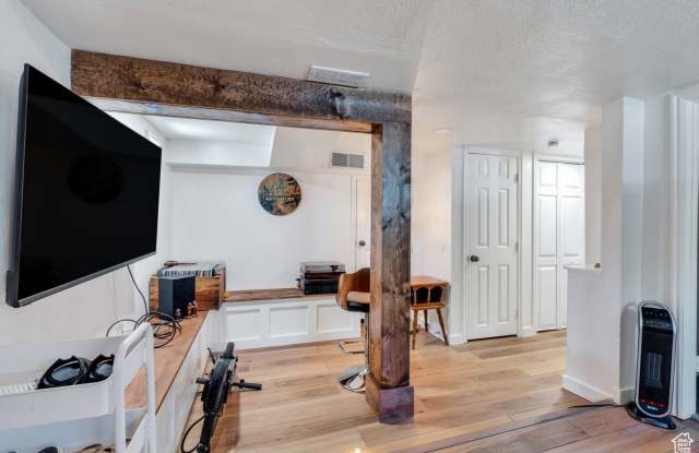 Provo Duplex - Downstairs