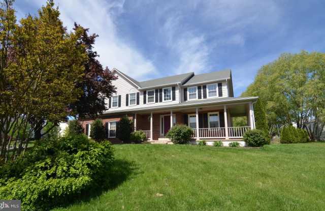 43493 GOLDEN MEADOW CIRCLE
