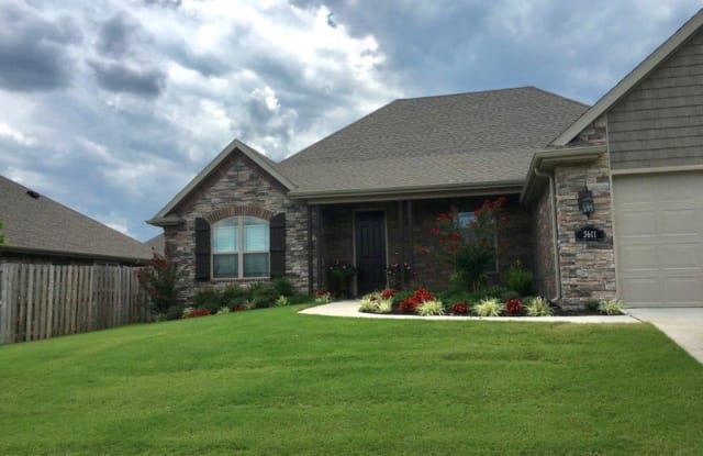 3611  E Lexus  DR - 3611 East Lexus Drive, Fayetteville, AR 72764