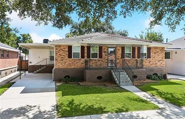 Photo of 2109 AIRLINE PARK Boulevard