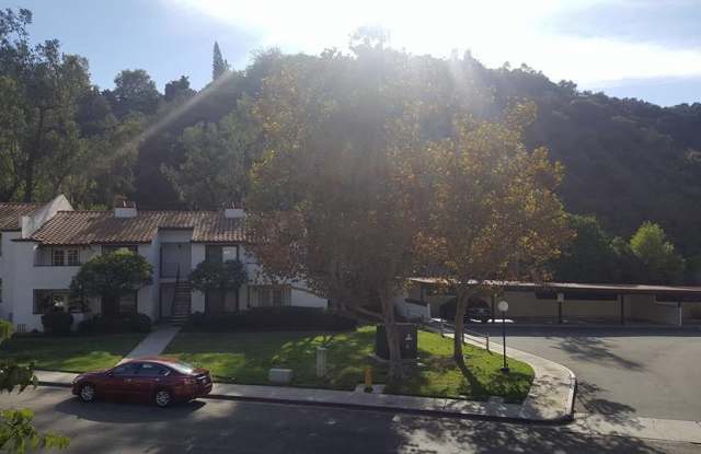 2-Bed, 2-Bath Near SDSU!