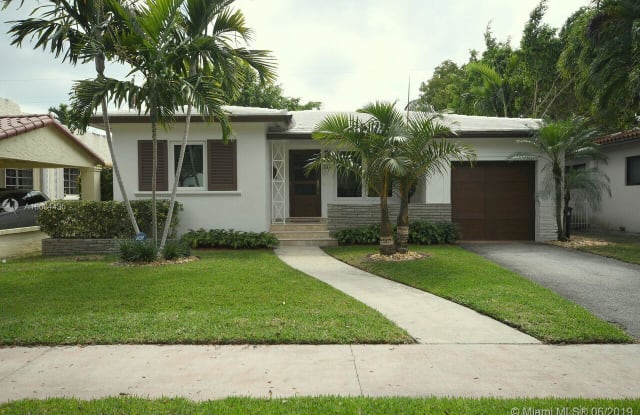 240 Alesio Ave - 240 Alesio Avenue, Coral Gables, FL 33134