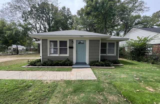 Photo of 3806 Bowen Ave