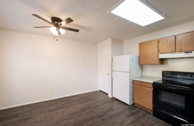 15414 Legend Springs Dr