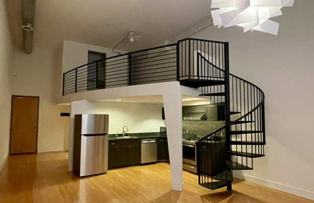 Photo of 18 Lansing Street