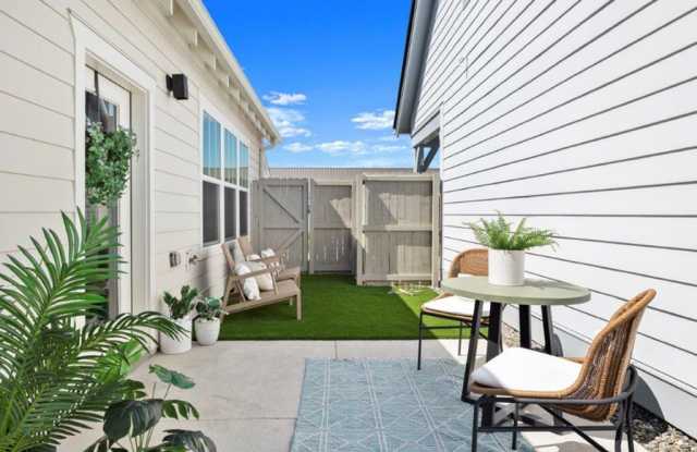 The Cottages at Riverlights