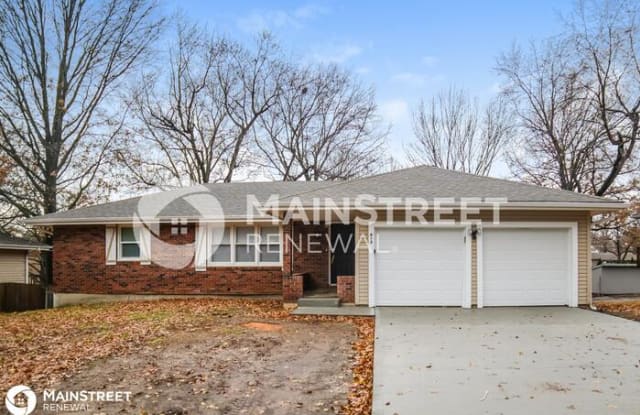 812 North Yuma Avenue - 812 North Yuma Avenue, Independence, MO 64056