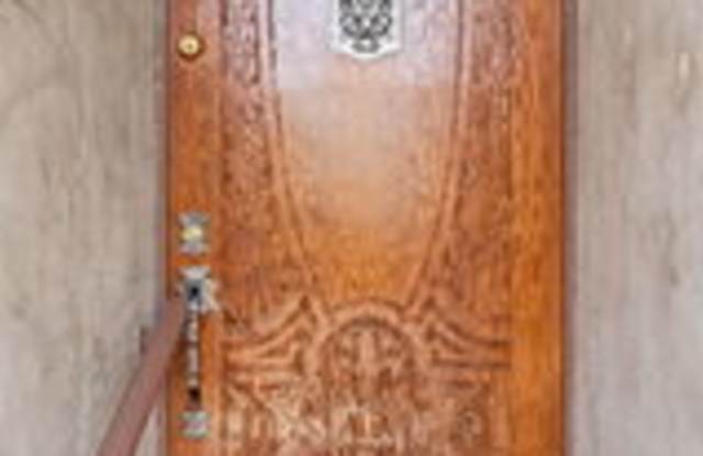 7972 Blackburn Avenue