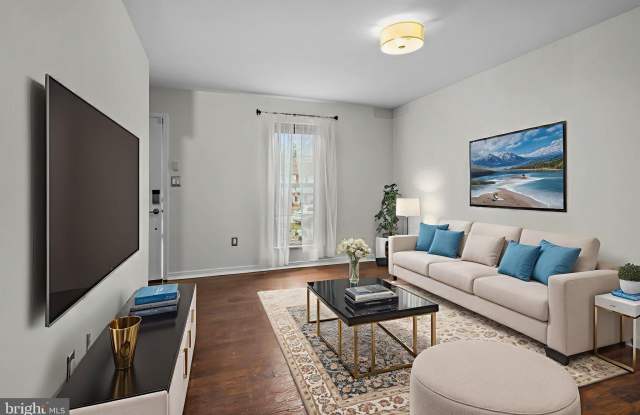 Photo of 3743 8TH Street