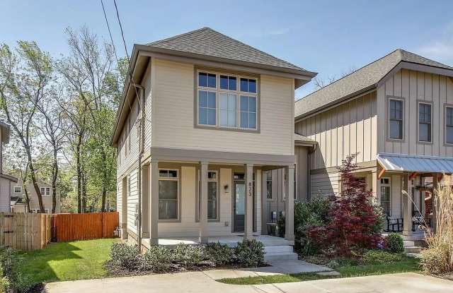 823 Knox Ave