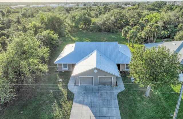 10437 PORT EVERGLADES STREET