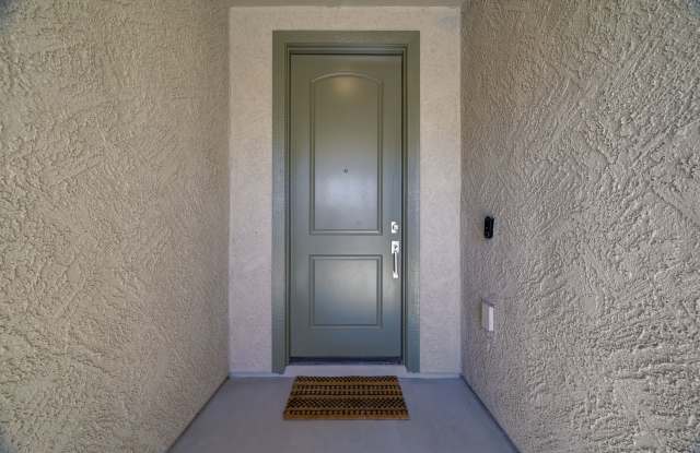 9735 East Carr Peak Trail