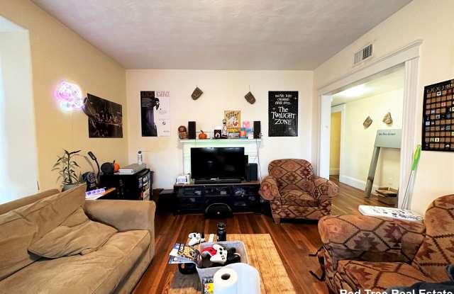 229 Chestnut Hill Avenue