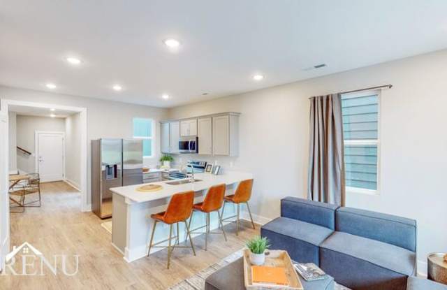 2336 East 18th Street