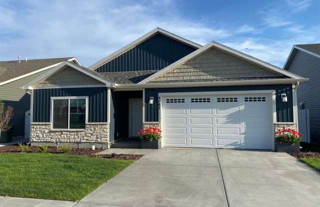 CHECK OUT THIS DARLING 3 BED 2 BATH HOME IN SUMMERFIELD SUBDIVISION REXBURG, ID