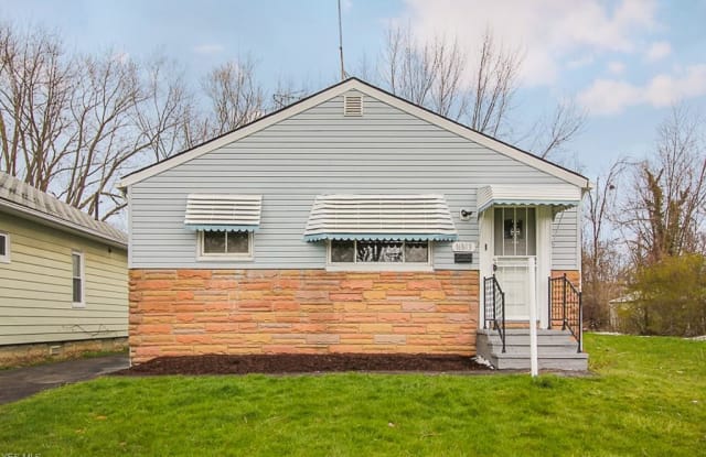 16813 Lipton Ave - 16813 Lipton Avenue, Cleveland, OH 44128