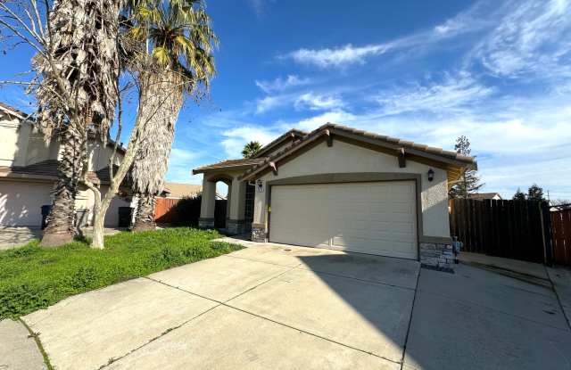 7925 Calzada Ct - 7925 Calzada Court, Sacramento, CA 95758