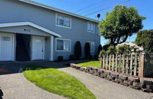 802 E 59th St Apt#2 - 802 East 59th Street, Tacoma, WA 98404