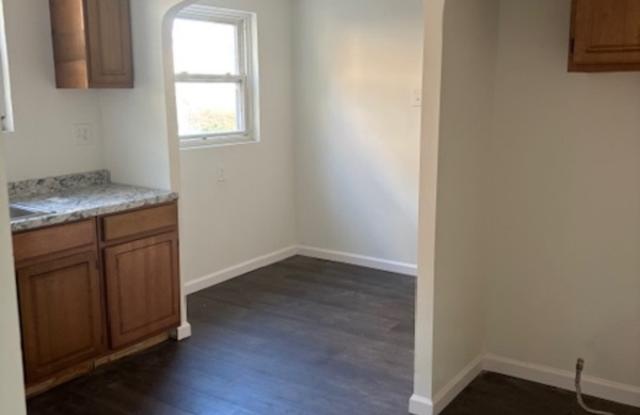 Photo of 14127 Winthrop Street - 1