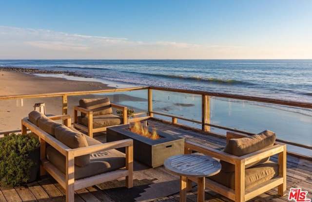 42602 Pacific Coast Hwy