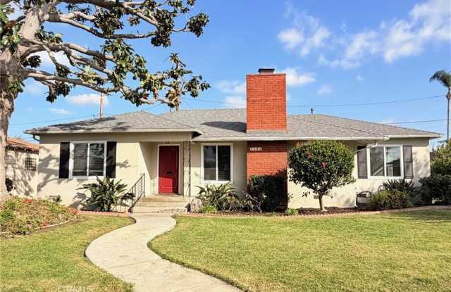 1505 N Rosewood Avenue