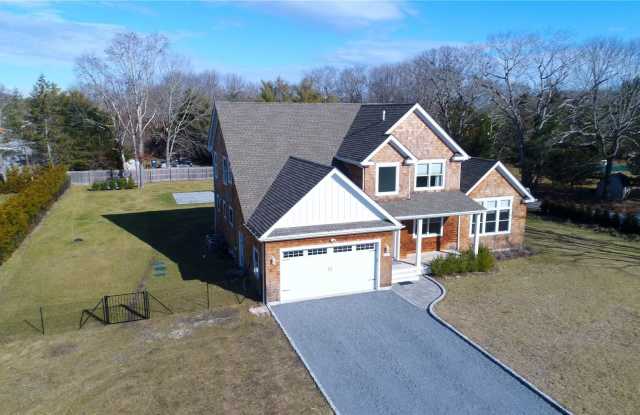480 Montauk Highway