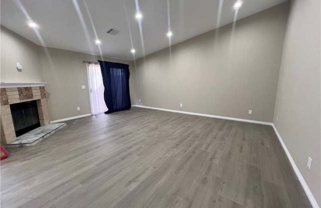 1531 E Avenue R6