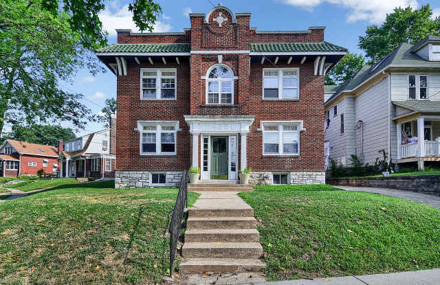 7349 Myrtle Avenue - 1W