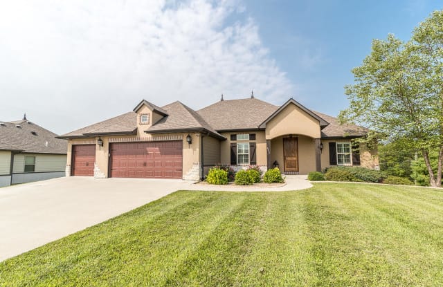 4315 SILVER VALLEY DR - 4315 Silver Valley Drive, Columbia, MO 65203