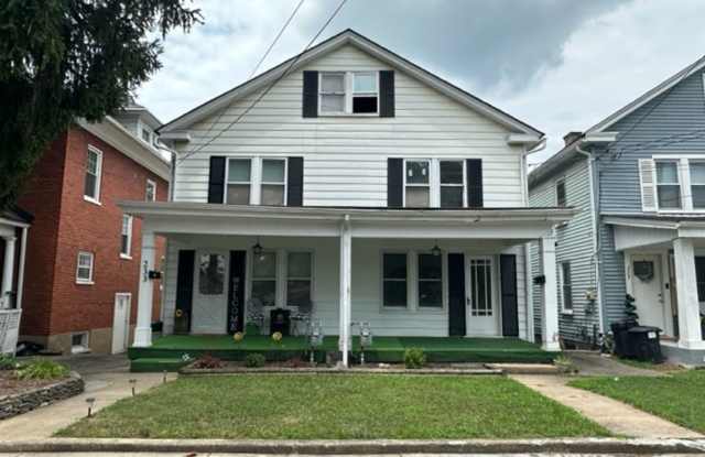 231 S Rosemont Ave