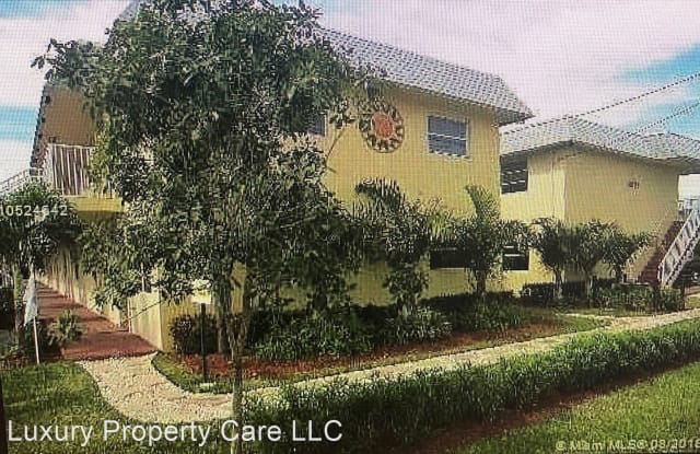 4071 N Dixie Highway Unit #18 - 4071 N Dixie Hwy, Oakland Park, FL 33334